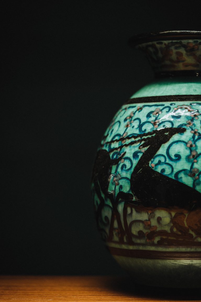 vase antique antilope bleu